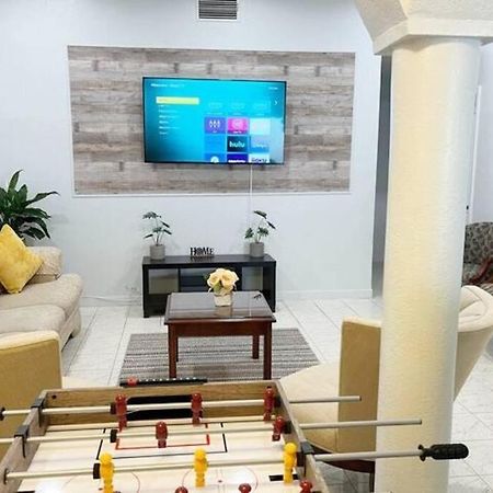 Amazing & Cozy Duplex Near Zoo Miami ! Vila Exterior foto