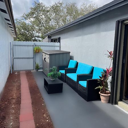 Amazing & Cozy Duplex Near Zoo Miami ! Vila Exterior foto