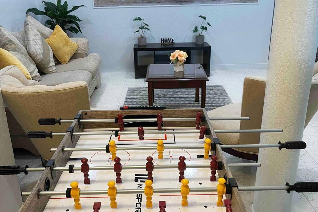 Amazing & Cozy Duplex Near Zoo Miami ! Vila Exterior foto